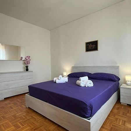 Casa Aurelio 2 Min Dall'Ospedale ネグラール エクステリア 写真